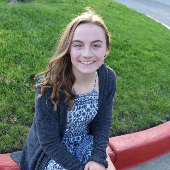 Meet your Posher, Emily - Picture 1 of 1